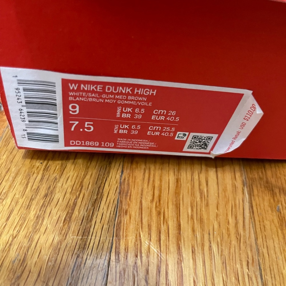 White Nike High Top Dunks - Picture 3 of 8